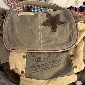 Casual Canvas Star Messenger Bag in Taupe and Beige